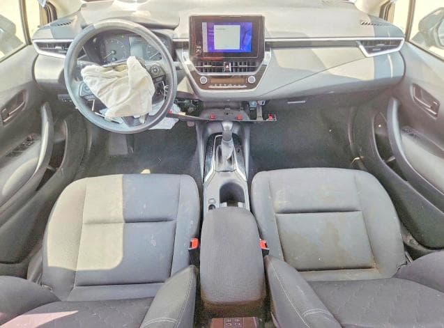 2024 TOYOTA COROLLA LE 8