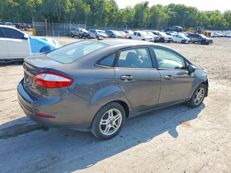 2017 FORD FIESTA SE 3