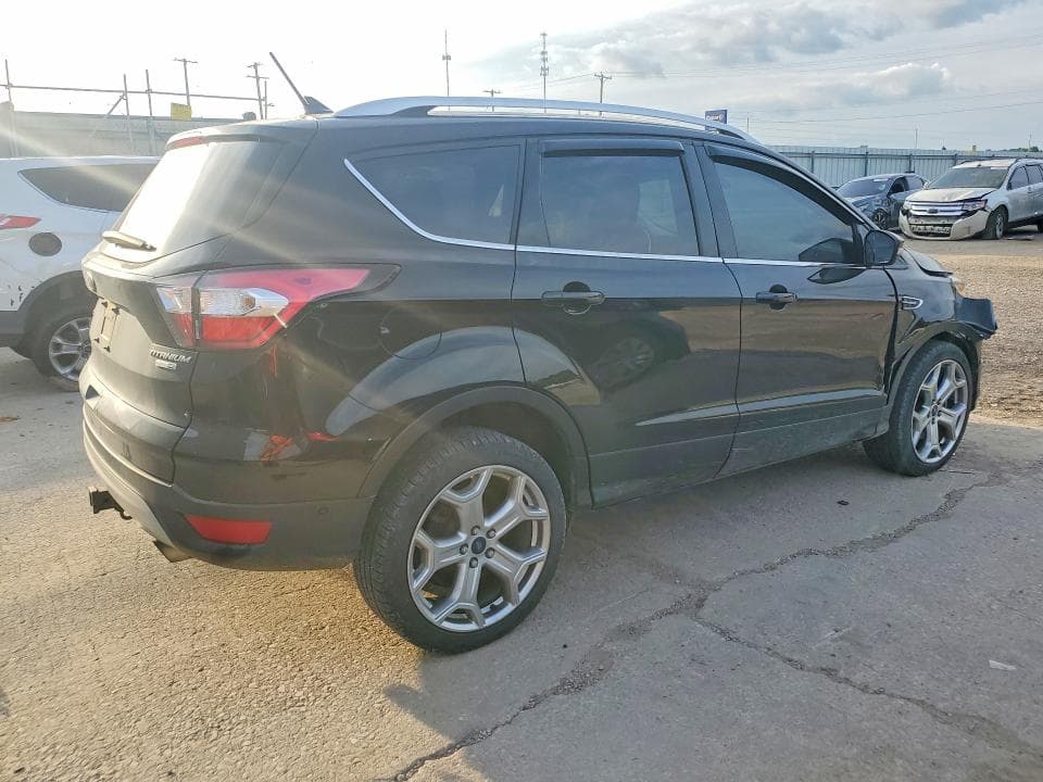 2018 FORD ESCAPE TITANIUM 3