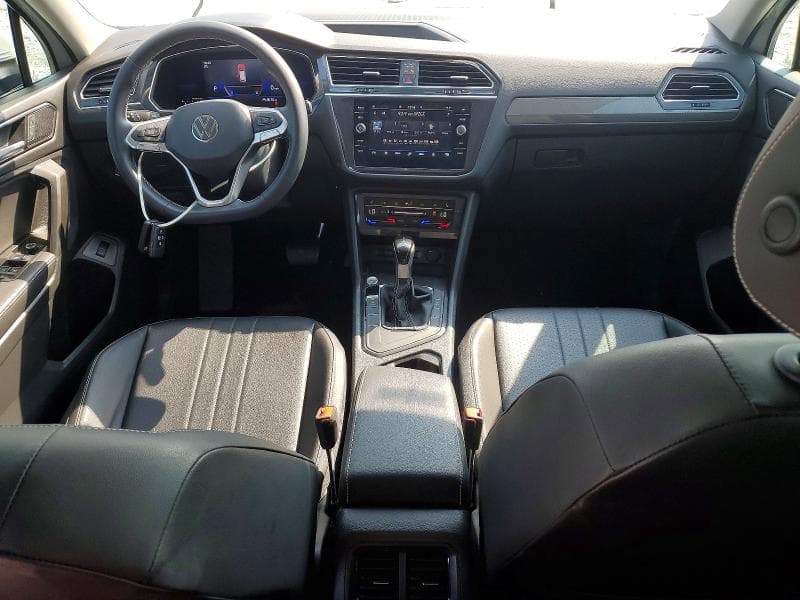 2022 VOLKSWAGEN TIGUAN SE 8