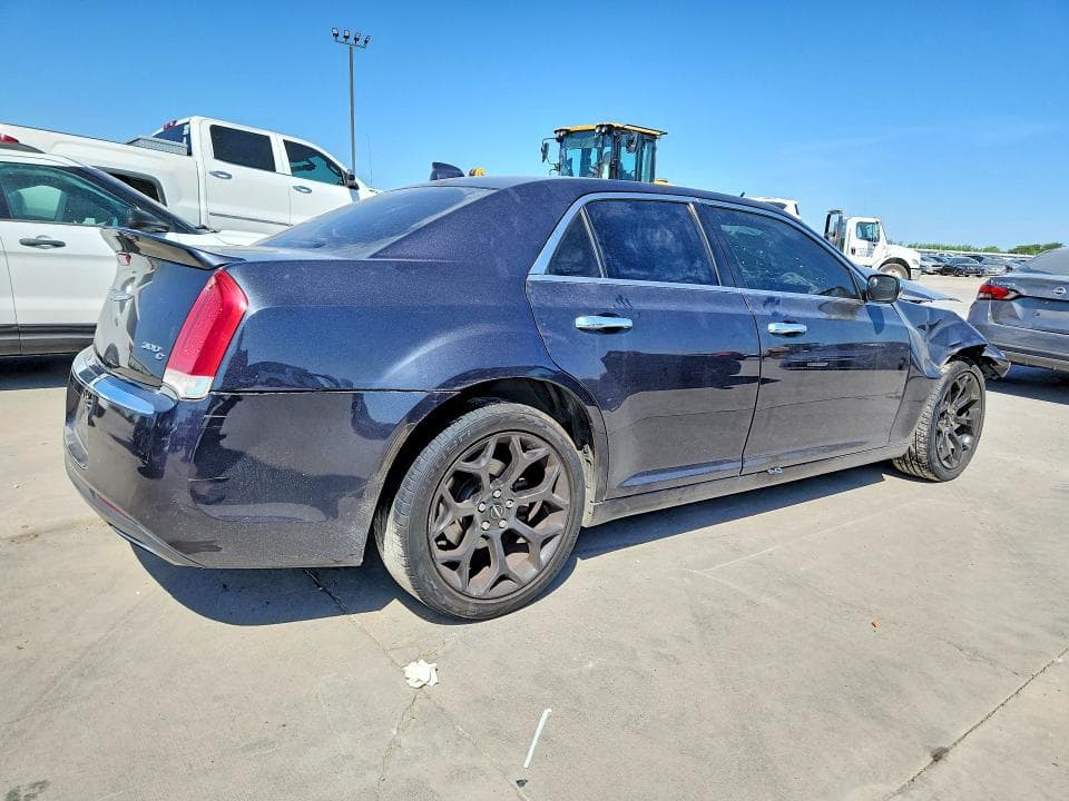 2017 CHRYSLER 300C 3