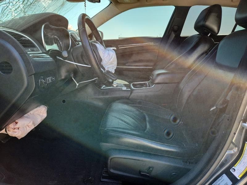 2017 CHRYSLER 300C 7