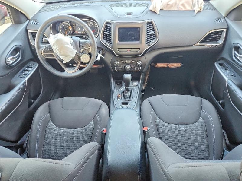 2019 JEEP CHEROKEE LATITUDE 8