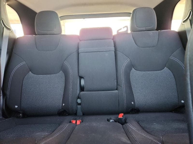 2019 JEEP CHEROKEE LATITUDE 10
