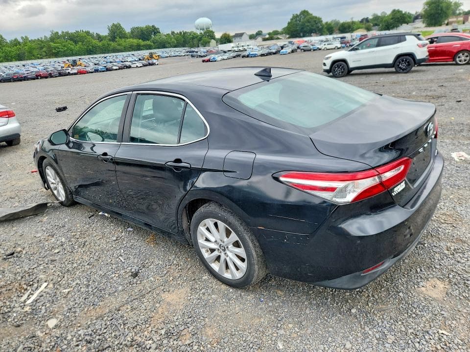 2019 TOYOTA CAMRY LE LE 3