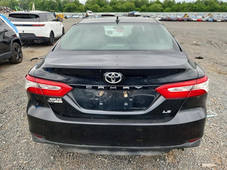 2019 TOYOTA CAMRY LE LE 7