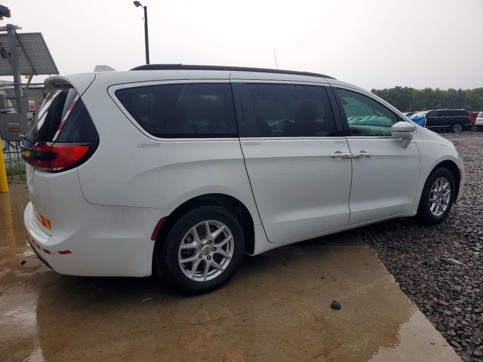 2022 CHRYSLER PACIFICA TOURING L 3