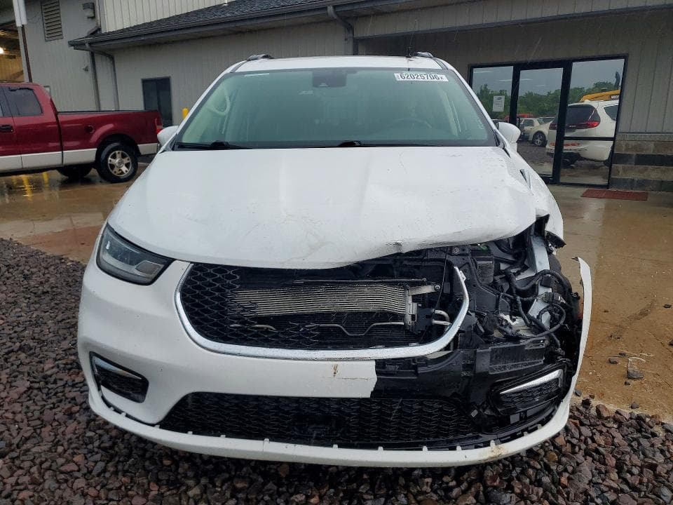 2022 CHRYSLER PACIFICA TOURING L 5