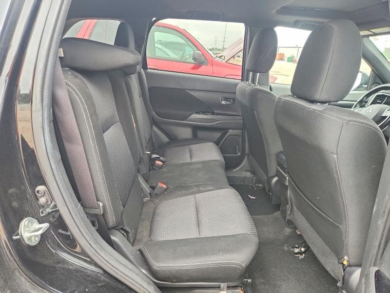 2018 MITSUBISHI OUTLANDER SE 10