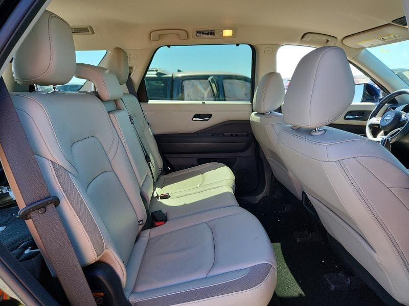 2023 NISSAN PATHFINDER SL 11