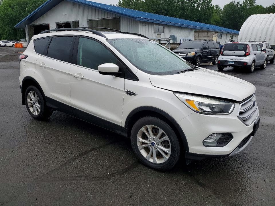 2018 FORD ESCAPE SE SE 4