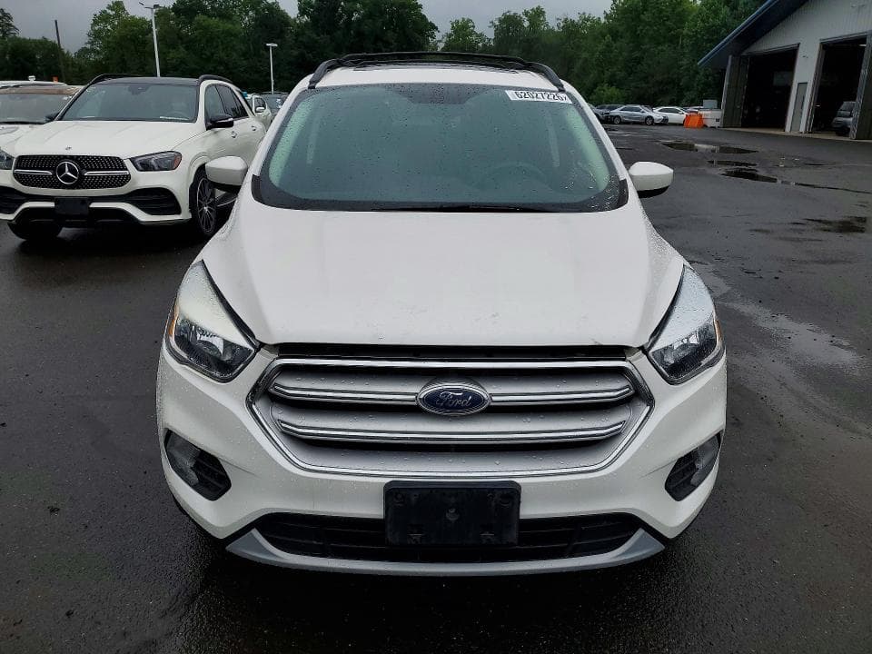 2018 FORD ESCAPE SE SE 5