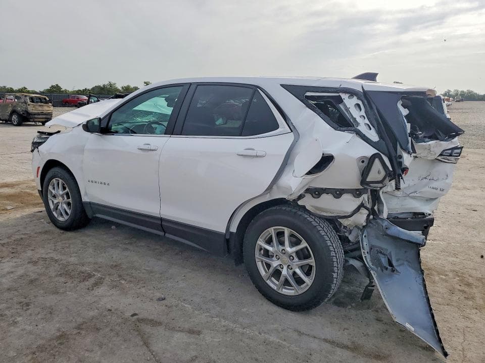 2024 CHEVROLET EQUINOX LT 2