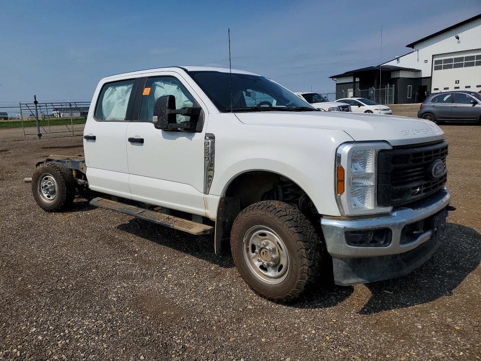 2024 FORD F250 SUPER DUTY 4