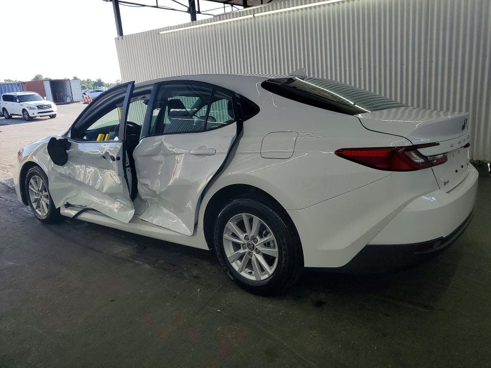2026 TOYOTA CAMRY LE 2