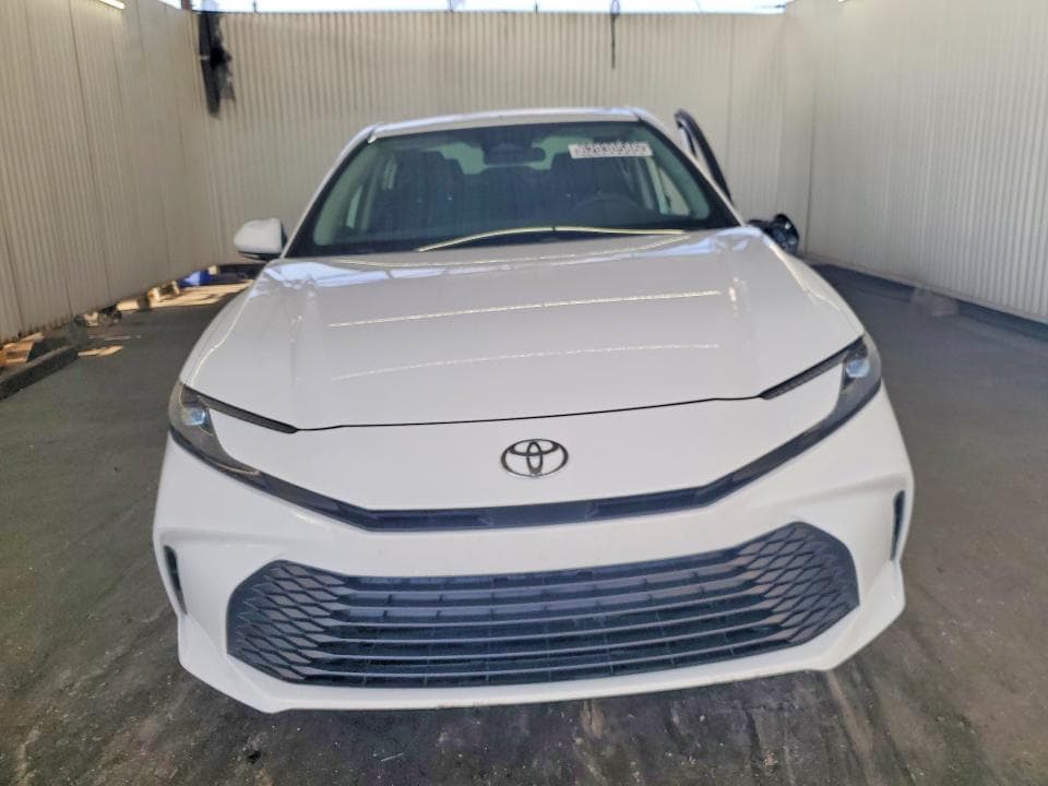 2026 TOYOTA CAMRY LE 5