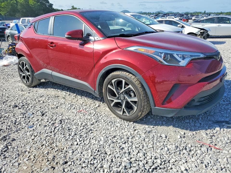 2019 TOYOTA C-HR XLE 4