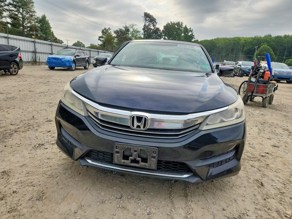 2017 HONDA ACCORD LX 5