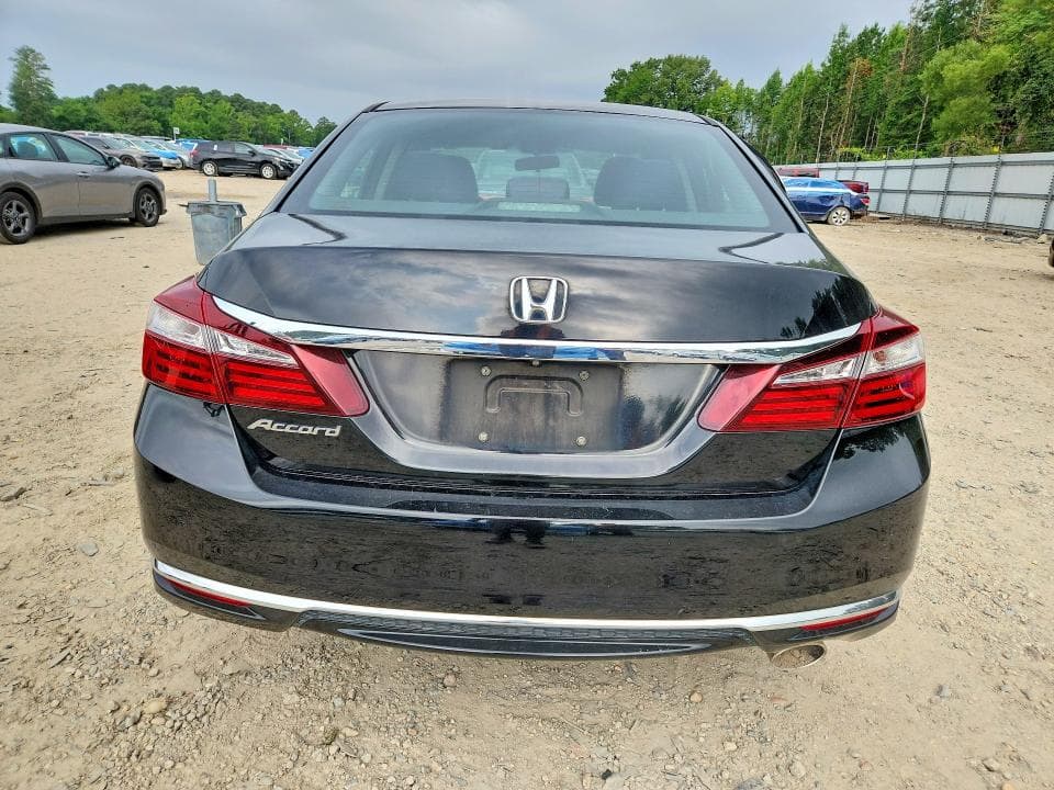 2017 HONDA ACCORD LX 6