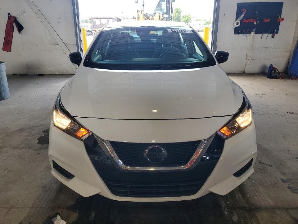 2021 NISSAN VERSA S 5