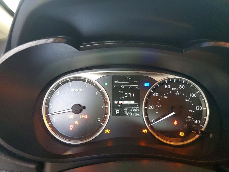 2021 NISSAN VERSA S 9