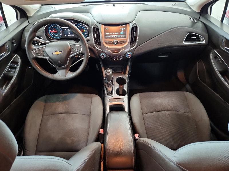 2017 CHEVROLET CRUZE LT 8