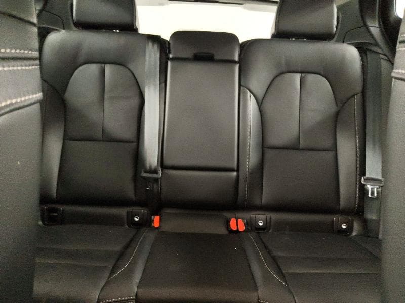 2024 VOLVO XC40 CORE 10