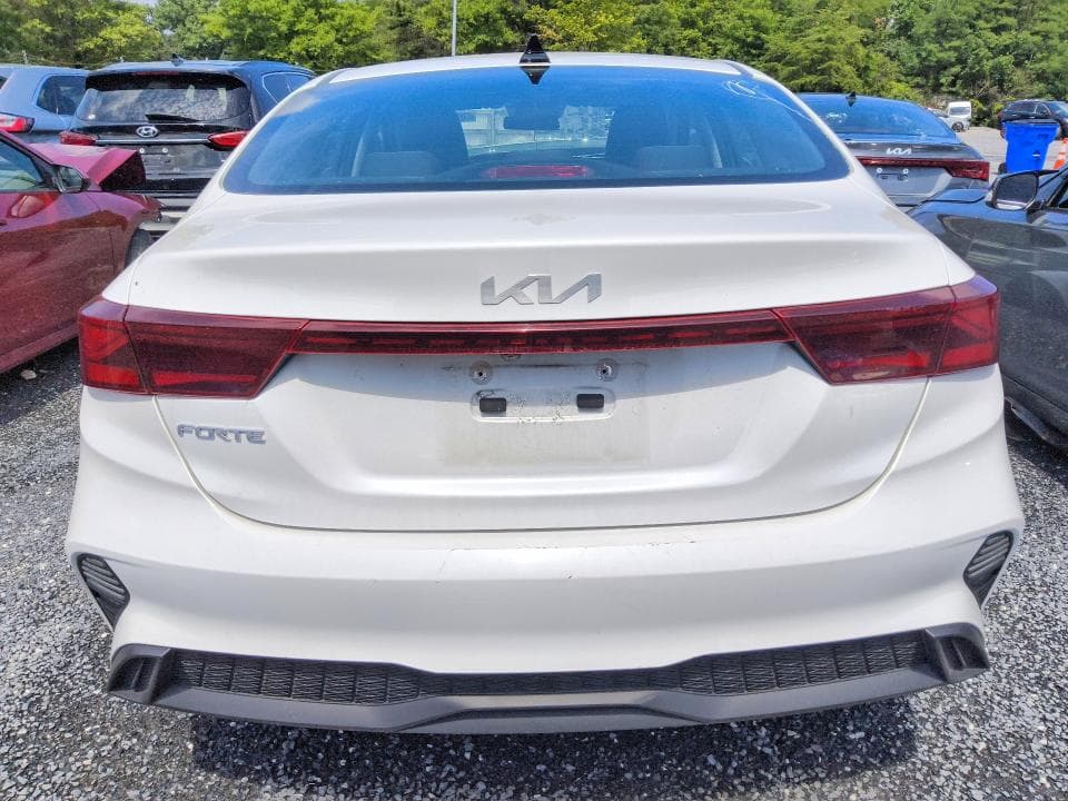 2023 KIA FORTE LXS 6
