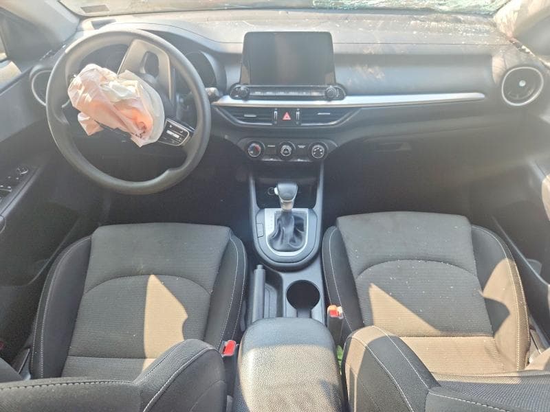2023 KIA FORTE LXS 8