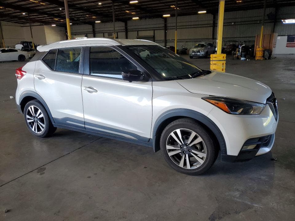 2020 NISSAN KICKS SR 4