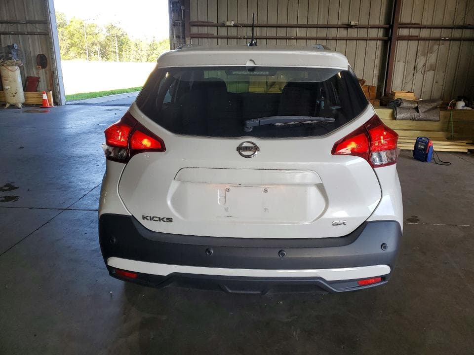 2020 NISSAN KICKS SR 6