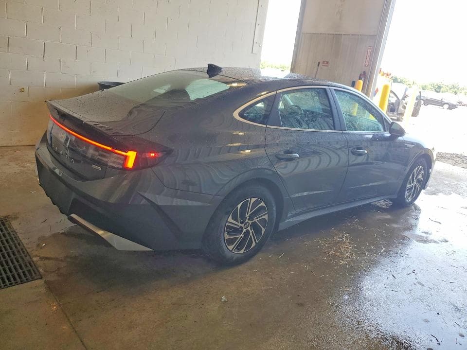 2026 HYUNDAI SONATA HYBRID BLUE 3