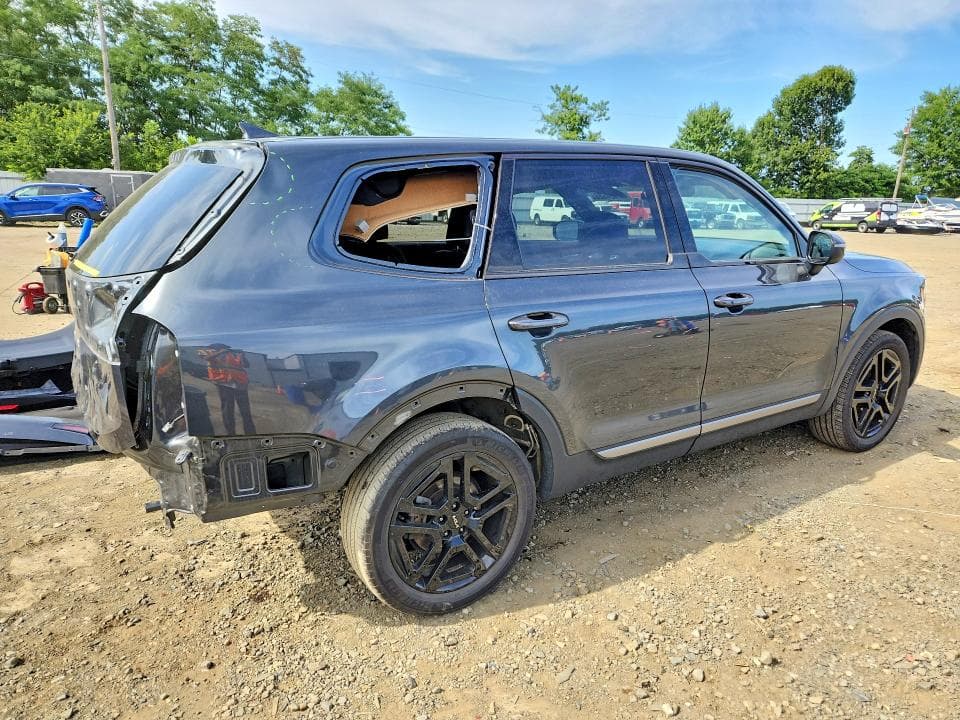 2023 KIA TELLURIDE EX X-LINE 3