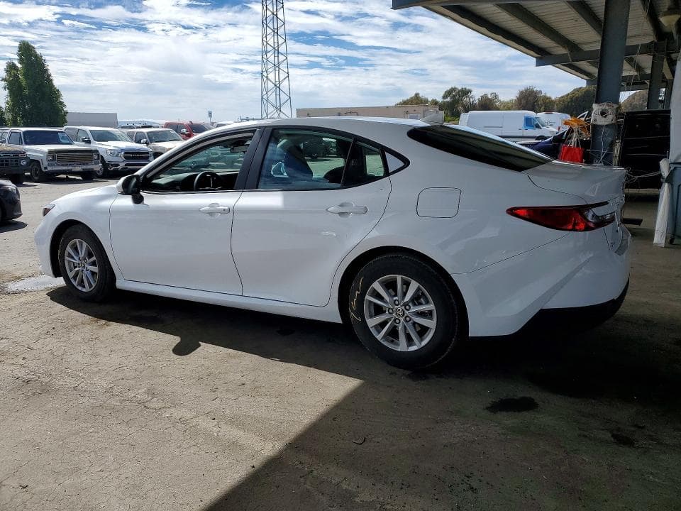2026 TOYOTA CAMRY LE 2