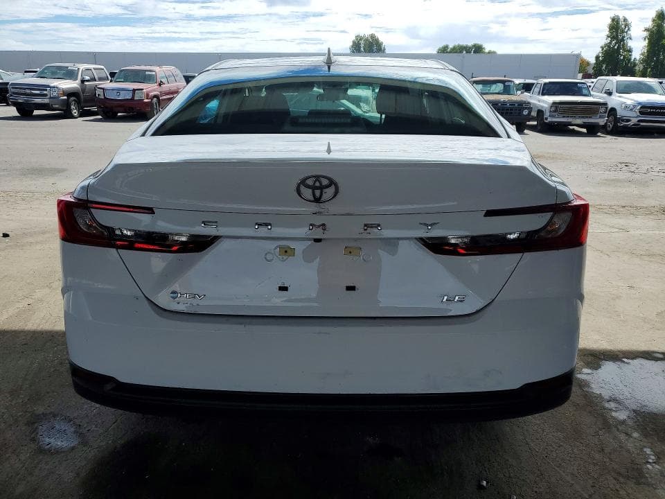 2026 TOYOTA CAMRY LE 6