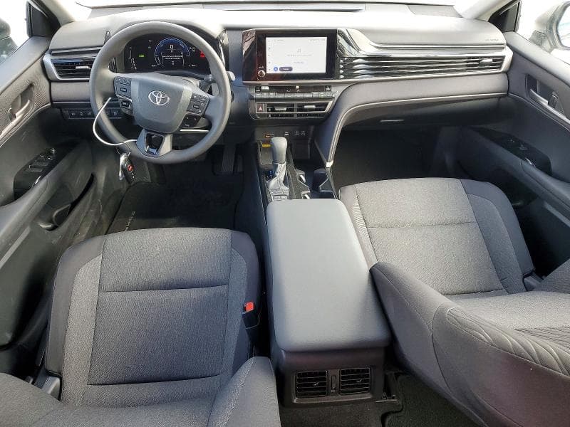 2026 TOYOTA CAMRY LE 8