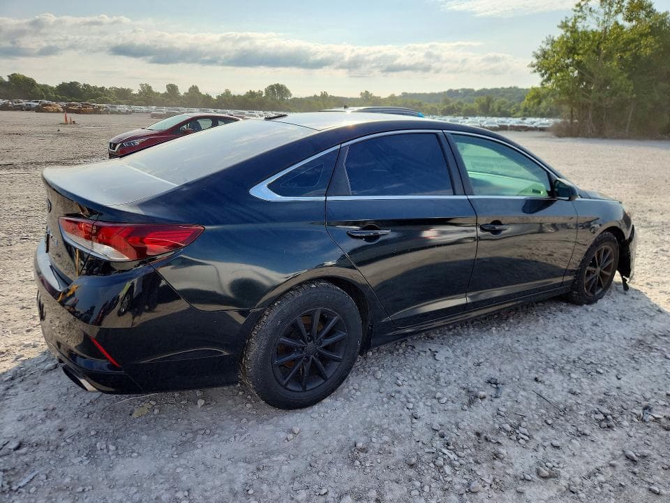 2018 HYUNDAI SONATA SE 3