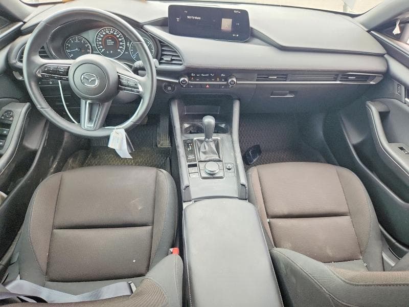 2025 MAZDA 3 PREFERRED 8