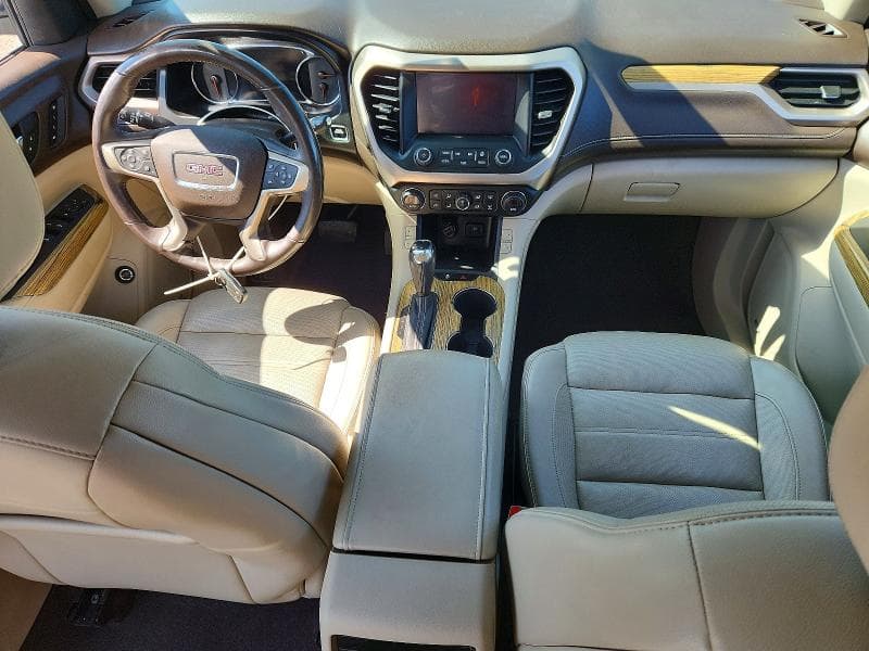 2018 GMC ACADIA DENALI 8
