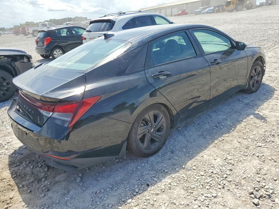 2022 HYUNDAI ELANTRA SEL 3