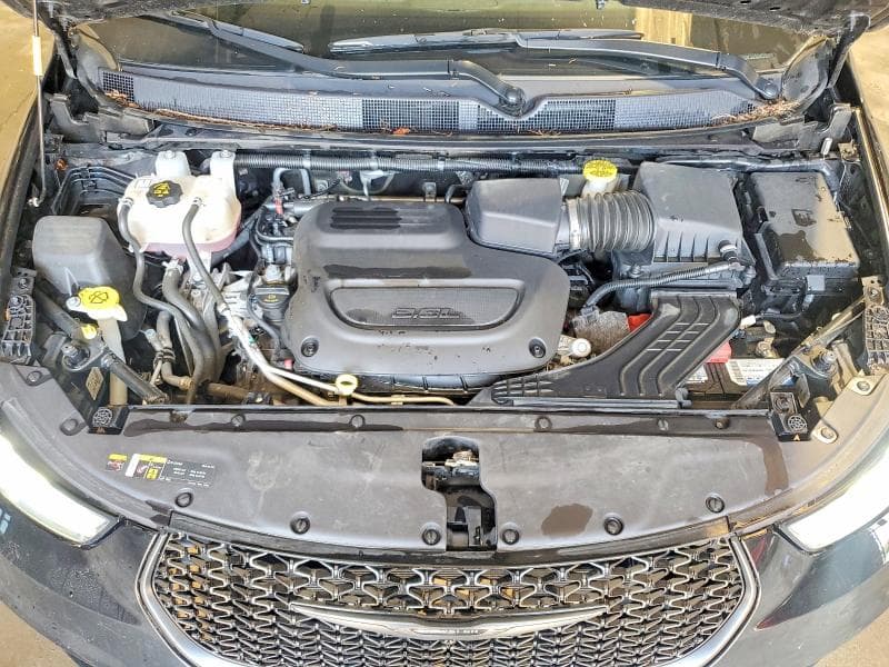 2027 CHRYSLER 200 CONVERTIBLE LIMITED 12