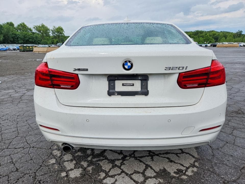 2018 BMW 320 XI 6