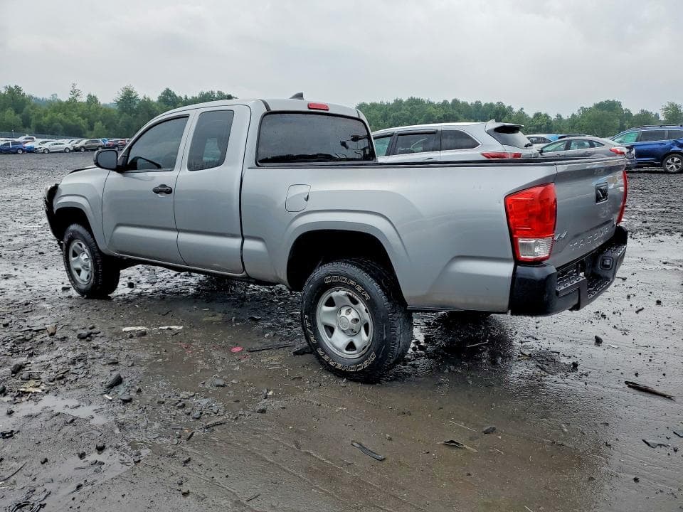 2017 TOYOTA TACOMA SR 2