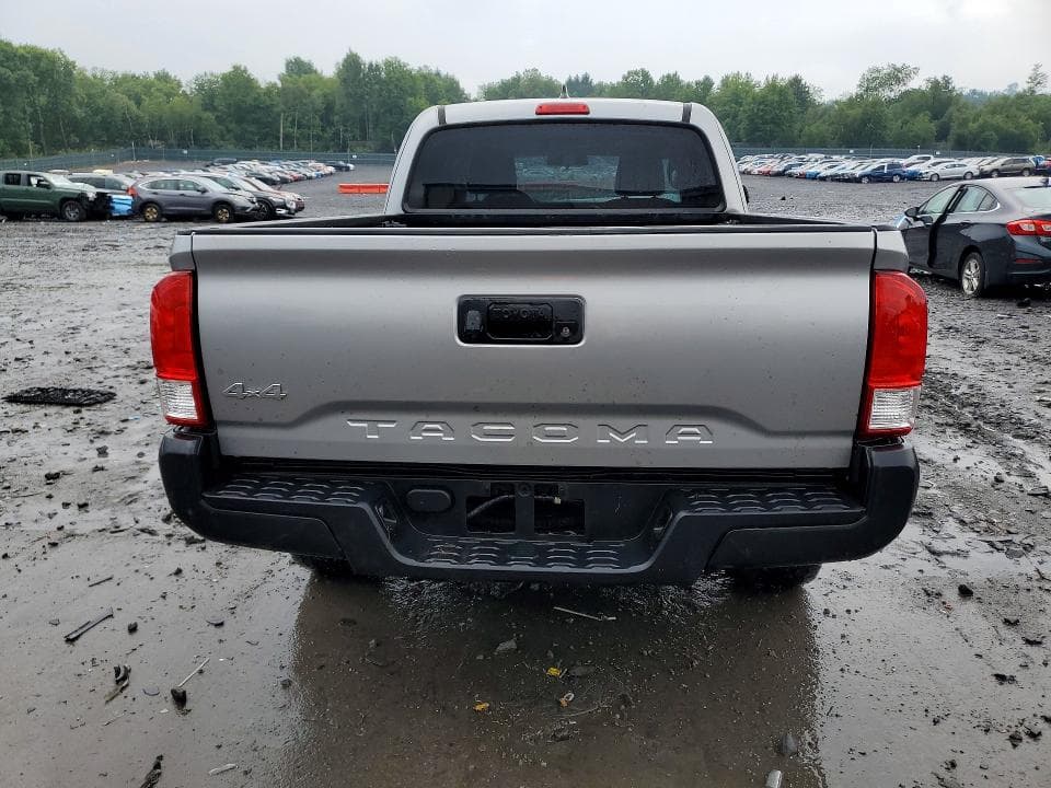 2017 TOYOTA TACOMA SR 6