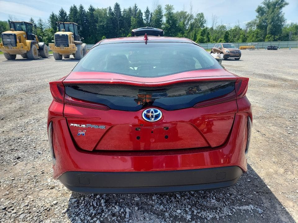 2017 TOYOTA PRIUS PRIME PREMIUM 6