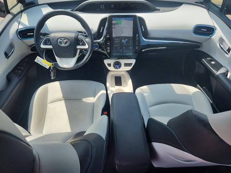 2017 TOYOTA PRIUS PRIME PREMIUM 8