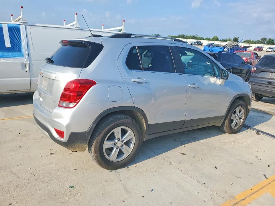 2019 CHEVROLET TRAX 3