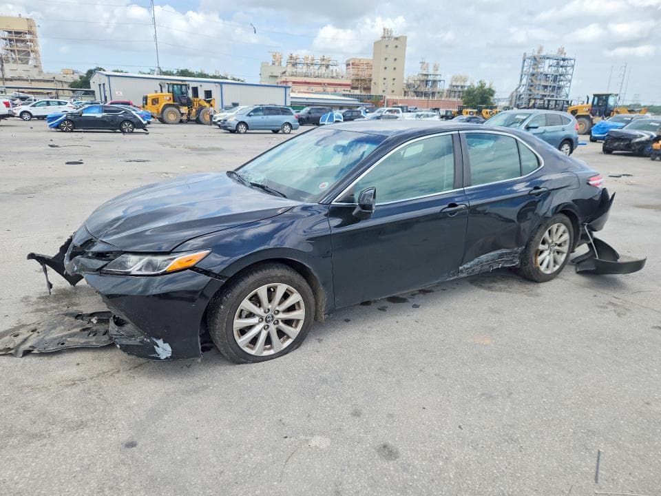 2020 TOYOTA CAMRY LE - 1