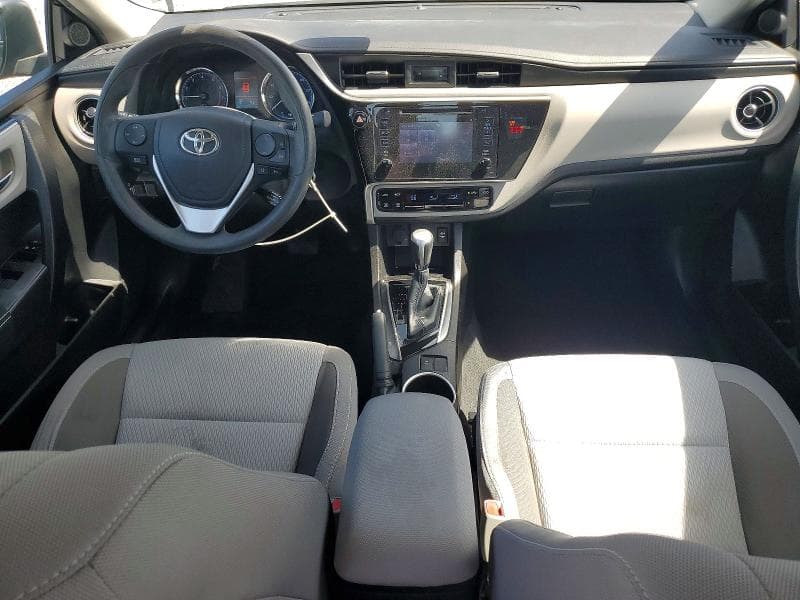 2018 TOYOTA COROLLA LE 8