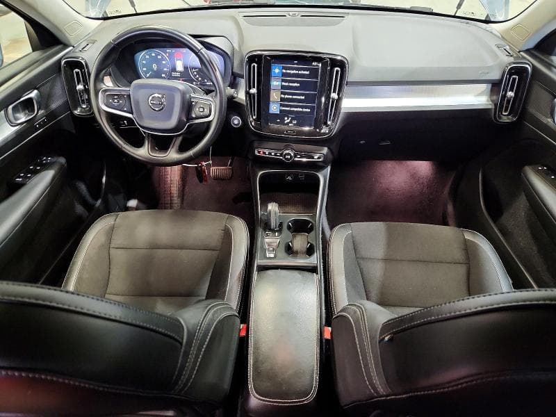2020 VOLVO XC40 T5 MOMENTUM T5 MOMENTUM 9